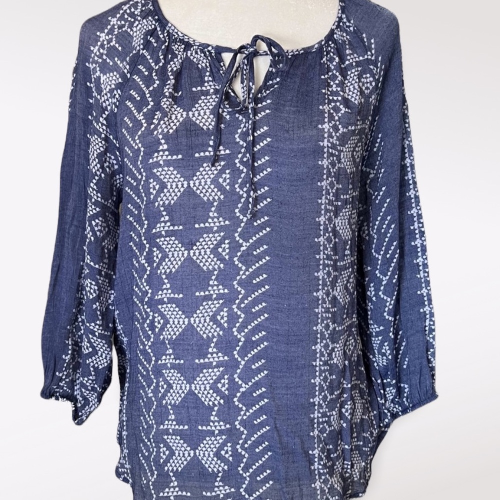 Fred David Women’s Blue and White Peasant Top Size Small